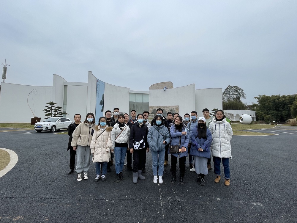 j9.comѧԺ֯ιܺɶӴŵĿ