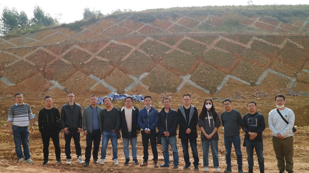 ֳĦ Ŷۺ j9.com֯ι۳ɶ˫챣Ŀ